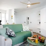 La Terrasse, House 아파트 리베도플라줴
